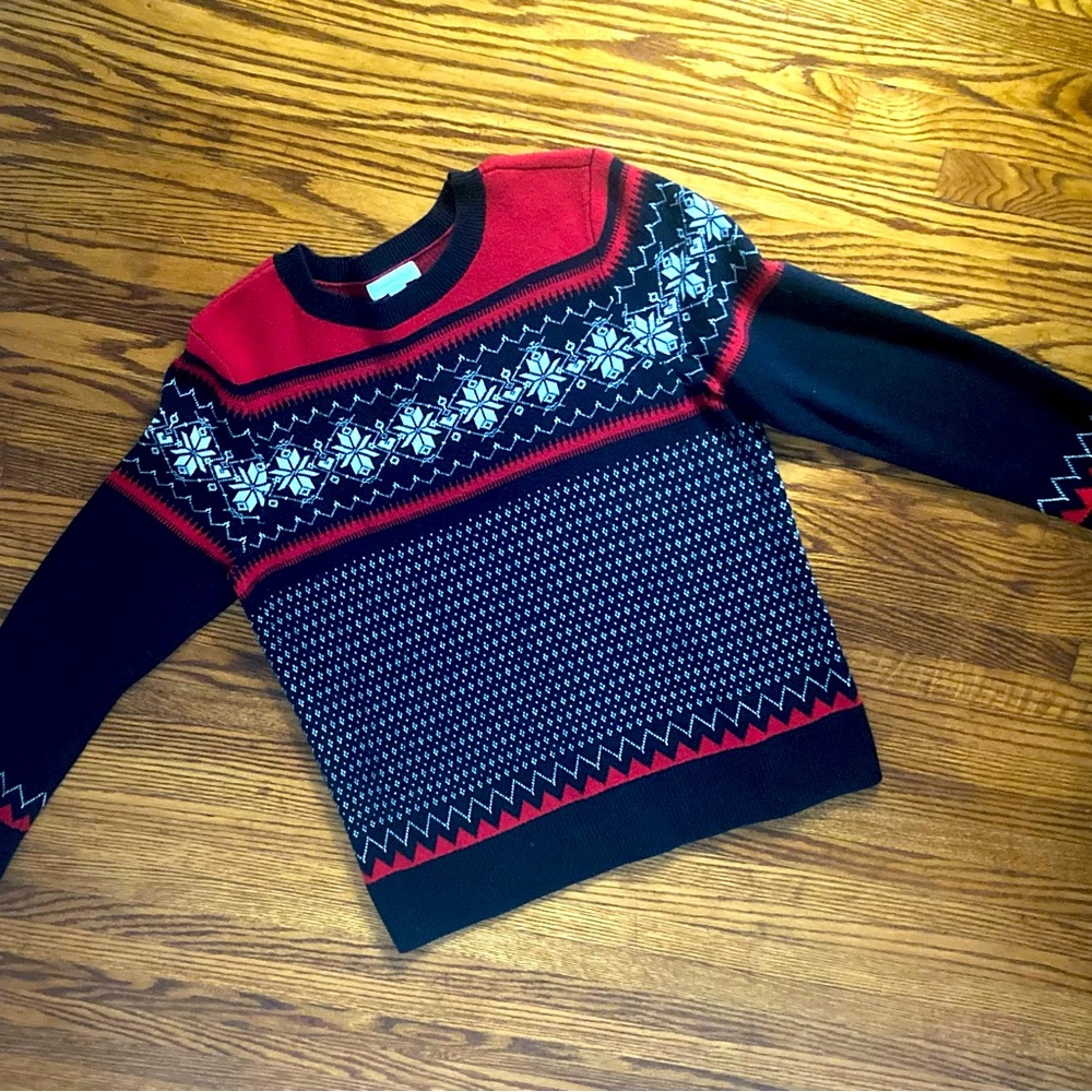 Women’s Holiday Sweater